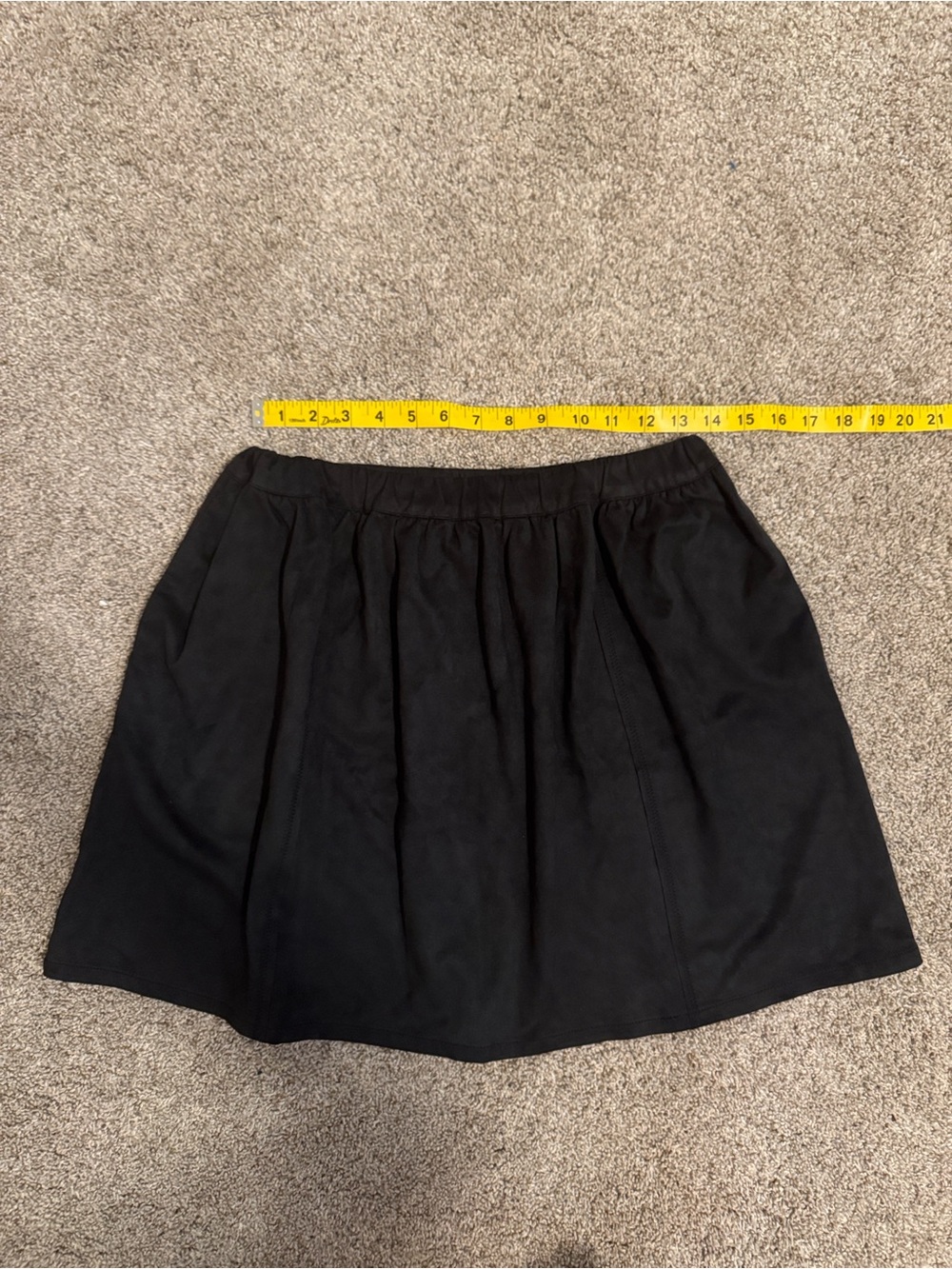 Matilda Jane Faux Suede Skirt. Elastic Waist with Pockets. Women Sz M NWOT